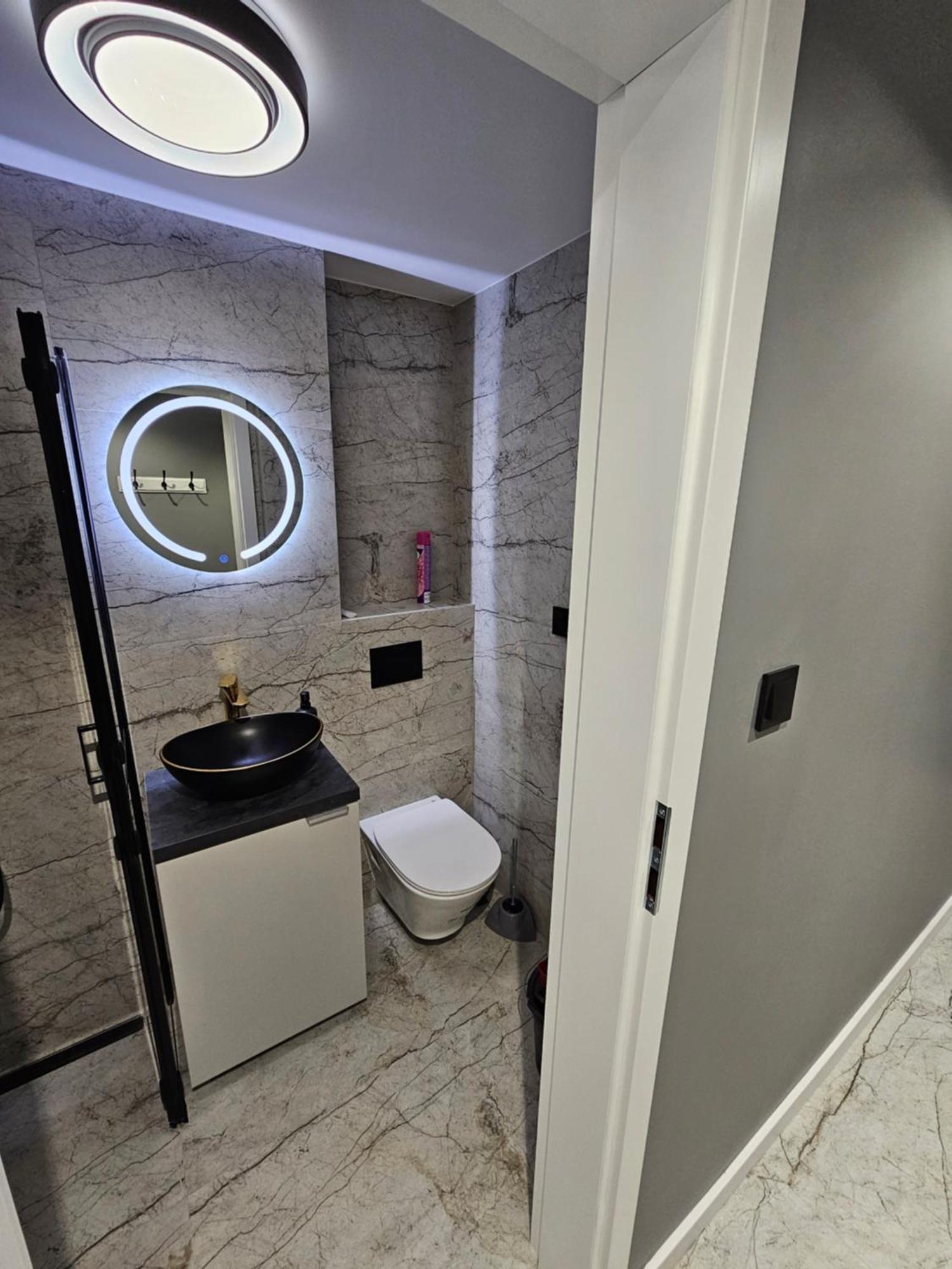 Apartament Z Jacuzzi Klimatyzacja Prywatny Parking Radom Esterno foto